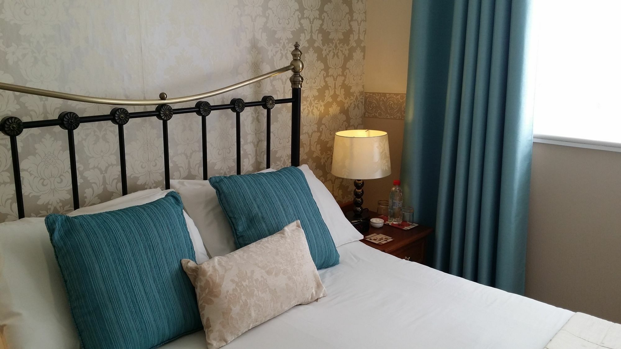The Earlsdale Bed And Breakfast Ilfracombe Eksteriør billede
